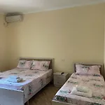 Canary Mini-hôtel Golem (Tirana)