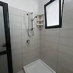Canary Mini-hôtel Golem (Tirana)