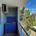 Mini-hôtel Canary *